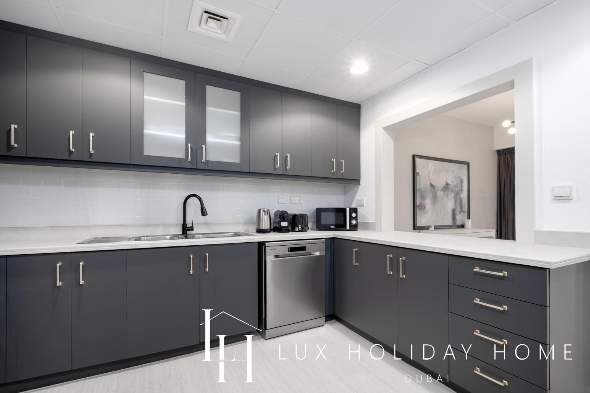 Lux The Luxurious Jbr *